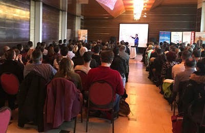 Cui i se adreseaza acest Seminar